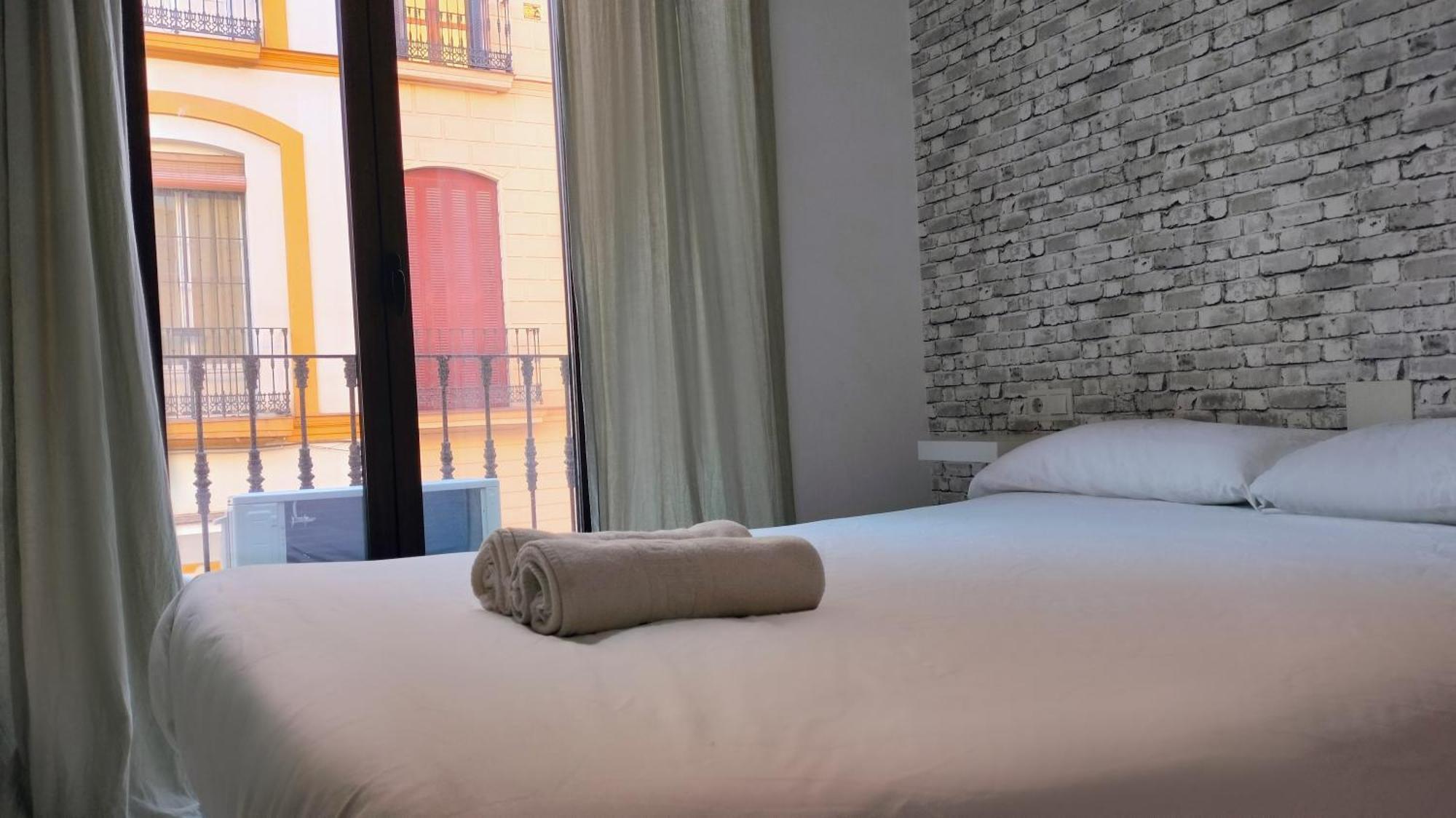 Apartamento En Sevilla Centro Con Vistas A La Plaza Alameda De Hercules - Hasta 7 Personas Ngoại thất bức ảnh
